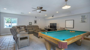 Pool Table, Pool & Spa, Forest Beach